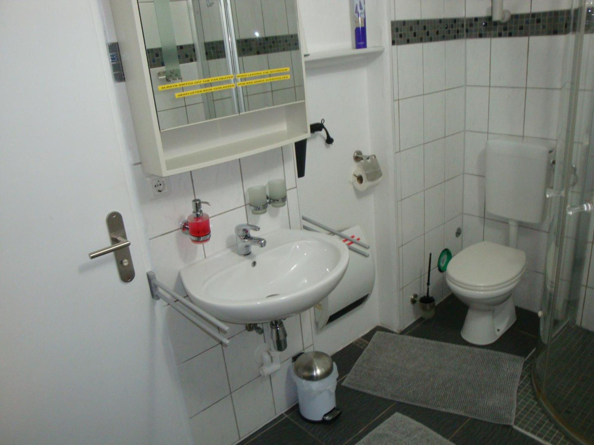 Tac Home 2-Zimmer Wohnung 辛德尔芬根 外观 照片